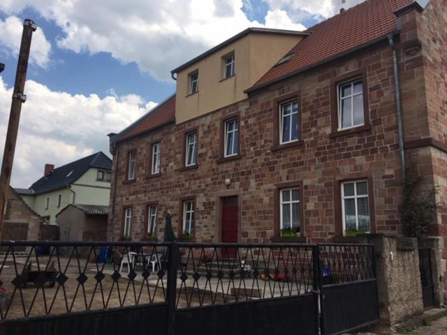 Karsdorf "Alte Schule" Im Burgenlandkreis Apartment Luaran gambar